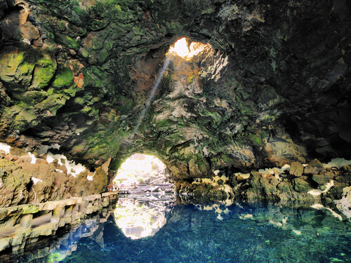 Entrada a la cueva